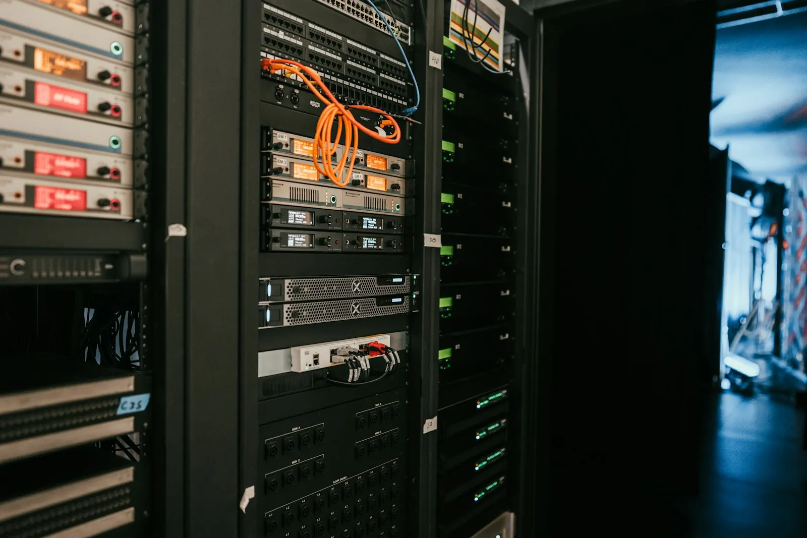 Server rack with patch cables in a data centre